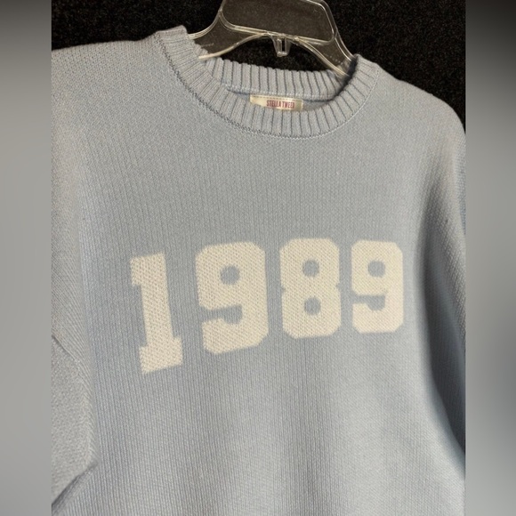1989 Sweater Light Blue - Picture 2 of 2